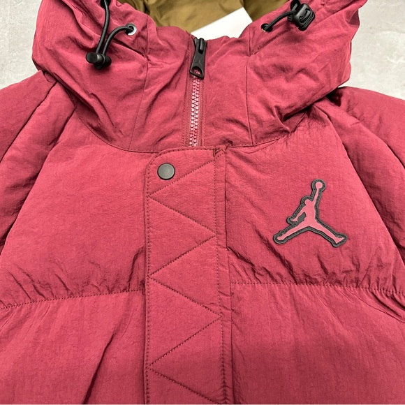 Air Jordan Essential Puffer Jacket - Picture 3 of 6